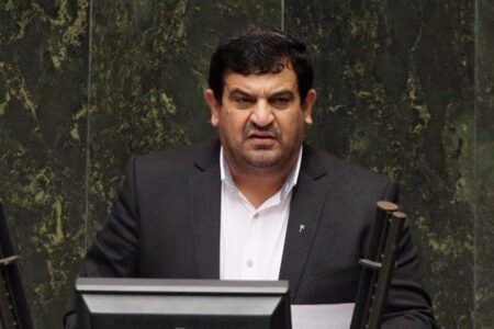 میرکاظمی چطور از انضباط سخن می‌گوید در حالیکه هنوز برنامه هفتم را ارائه نکرده؟