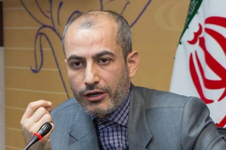 دین خدا بازیچه و مطاع دنیوی چند ظاهرالصلاح فاسد العقیده نیست