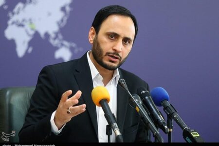 رئیس سازمان برنامه و بودجه و وزیر جهاد کشاورزی برکنار شدند