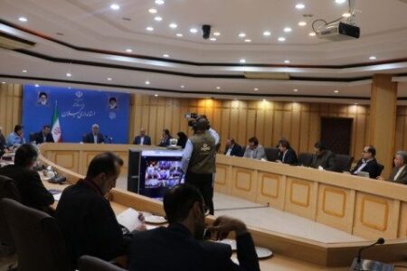 لزوم همکاری و توجه کشاورزان به تقویم زراعی و توصیه های متولیان امر / لایروبی ۶۰۰ کیلومتر از انهار نیازمند به لایروبی