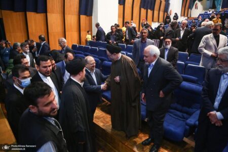 درگیری محافظان سید حسن خمینی با یک خبرنگار!