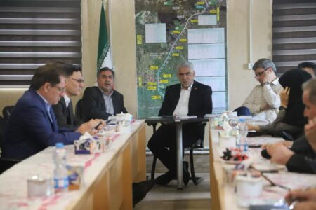 ۳۳ درصد اعتبارات سفر ریاست محترم جمهوری به تکمیل راه آهن رشت_ کاسپین اختصاص یافت