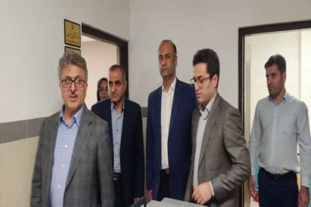 بازدید میدانی دکتر آشوبی از ستاد معاونت فرهنگی دانشجویی/ دکتر آشوبی: اعتلای فرهنگ، یکی از اولویت های مهم دانشگاه علوم پزشکی گیلان است