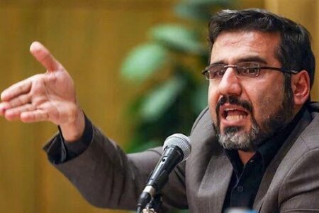 امتناع صدا وسیما از پخش تصاویر وزیر ارشاد در مراسم بزرگداشت روز خبرنگار!