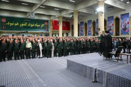 یک بخش‌ مهم فعالیت دشمن مخدوش کردن چهره سپاه است | سپاه بزرگترین سازمان ضدتروریستی دنیاست