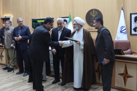 تجلیل از بنیاد مسکن انقلاب اسلامی استان گیلان در ترویج فرهنگ اقامه نماز