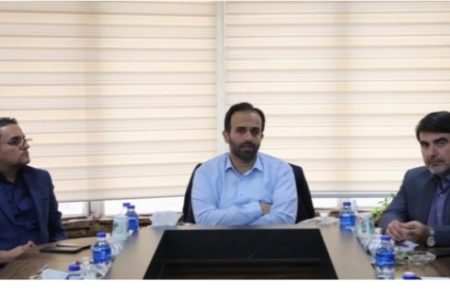 با حضور شهردار رحیم شوقی پروژه های سرمایه گذاری شهری  بررسی و تعیین تکلیف شد