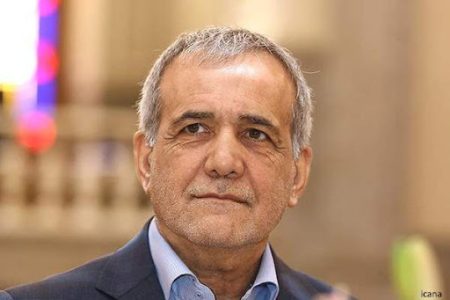 پزشکیان: دولت توان انجام کارهای بزرگ ندارد؛ توقع دارند امور مهم کشور در حد آنان کوچک شوند