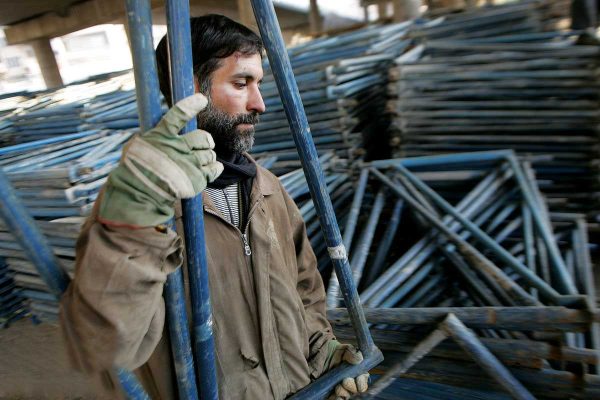 هشدار عضو کمیسیون اجتماعی مجلس به مخالفان ساماندهی نیروهای شرکتی/ اسامی مانع‌تراشان را افشا می‌کنیم