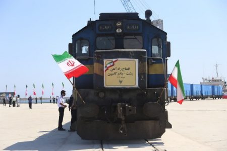 آغاز ایفای نقش در دیپلماسی اقتصادی با نخستین محموله ترانزیتی دریایی ریلی