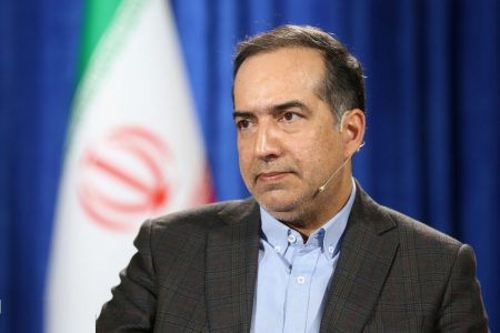 آقای جلیلی! نادرست می‌گویید
