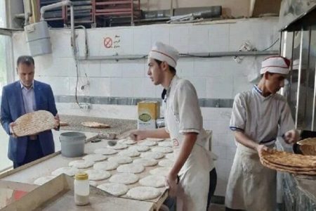 روزنامه جمهوری اسلامی: بانیان وضع موجود، بر سر راه دولت چهاردهم دام پهن کرده‌اند تا نان گران شود