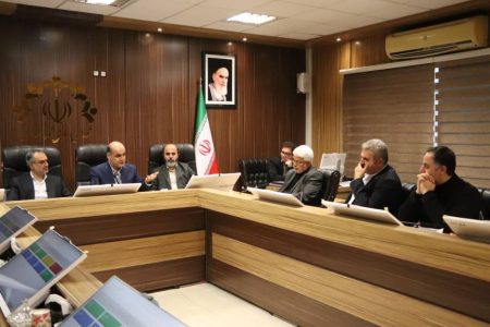مشکلات گیلان با همدلی و تلاش قابل حل است /ضرورت همکاری و گفتمان مشخص برای حل مشکلات شهری/ من در کنار شهرداری و شورای اسلامی شهر رشت هستم / تمام ظرفیت استانداری برای حل مشکلات شهر رشت در اختیار شهردار جوان و با انگیزه قرار خواهد گرفت