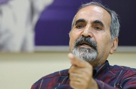 هشدارهای آزاد ارمکی : خزانه خالیست ، دلار نداریم، ترامپ دارد می‌آید، جنگ دارد شروع می‌شود ؛ این ها چه ربطی به فیلترینگ دارد؟!