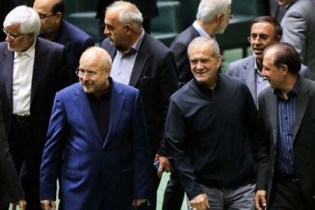 توقف ابلاغ قانون عفاف و حجاب با تصمیم «شورای‌عالی امنیت ملی»/ قالیباف و پزشکیان به توافق رسیدند، پاستور به دنبال «لایحه اصلاحی» رفت