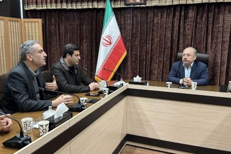 شهردار و رییس شورای شهر لاهیجان‌ با معاون عمرانی وزیر کشور و رئیس سازمان شهرداری‌ها دیدار کردند