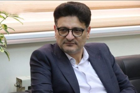 دفاع تمام قد از ظریف از تریبون مجلس/ منافقین در خارج و دلواپسان در داخل به او توهین می‌کنند/ جای سوال است، آنهم با وجود حمایت قاطعانه رهبری از او