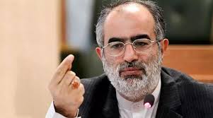 روحانی ایستاد تا ملت آگاه شود