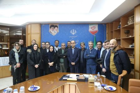 مدیری که رسانه را بشناسد و با اهل رسانه رفیق باشد، مثل تیمی است که اول بازی دو هیچ جلو باشد
