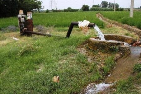برق چاه‌های کشاورزی در چارچوب پروانه بهره‌برداری آب به طور کامل تامین می‌شود