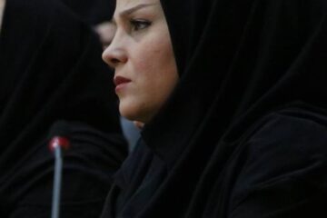 شهر بلاتکلیف است، دو عضو شورا با غیبت های مکرر در جلسات انتخاب شهردار، شهر را با بهانه های واهی بلاتکلیف گذاشته اند/ سطح شورا به کودکستان تنزل یافته است/ از مقامات عالی نظارتی تقاضای رسیدگی داریم.
