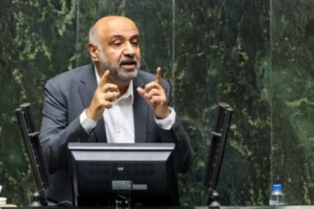 برخی افراد یک میلیارد هزینه می کنند تا در هیئت مدیره بمانند