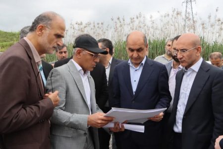 بازدید مشترک استاندار و معاون وزیر راه از پروژه پل غیرهم‌سطح فومن