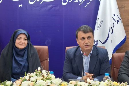 توسعه ی متوازن ، انسجام داخلی و تقویت تولید ملی برای تحقق شعار سال بایستی مورد توجه باشد