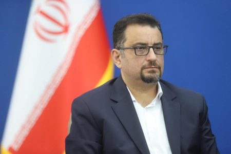 آیین معارفه امین افقی، مدیرعامل سازمان منطقه آزاد مازندران با حضور مشاور رئیس جمهور و دبیر شورای عالی مناطق آزاد، استاندار مازندران، نمایندگان مجلس، فعالان اقتصادی و مسئولان استانی برگزار شد