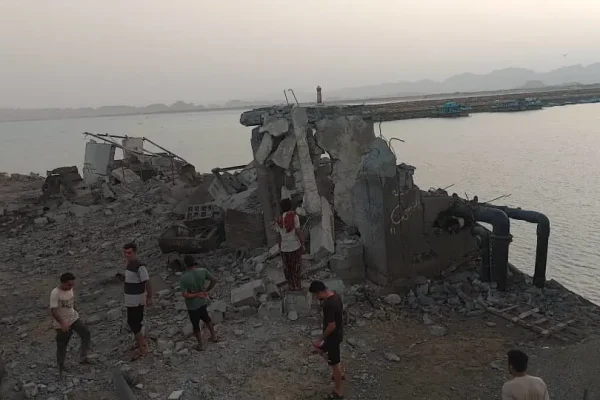 حمله به آبشیرینکن جاسک، جنایت جنگی و نقض آشکار قوانین بینالمللی است