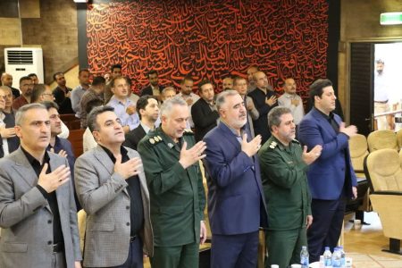 مراسم گرامیداشت قائد شهید توسط مدیریت شهری لاهیجان برگزار شد