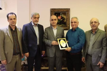 استاندار گیلان و فرماندار رشت از آزادگان سرافراز دوران دفاع مقدس تجلیل کردند