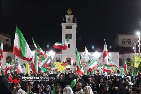 صدای متفاوت را به خیابان بازگردانید | مسئله امروز، تولید یک نمایش مصنوعی از وحدت نیست